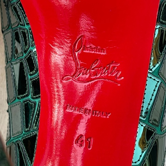 CHRISTIAN LOUBOUTIN peep toe emerald green mirror platform pumps - Picture 7 of 8